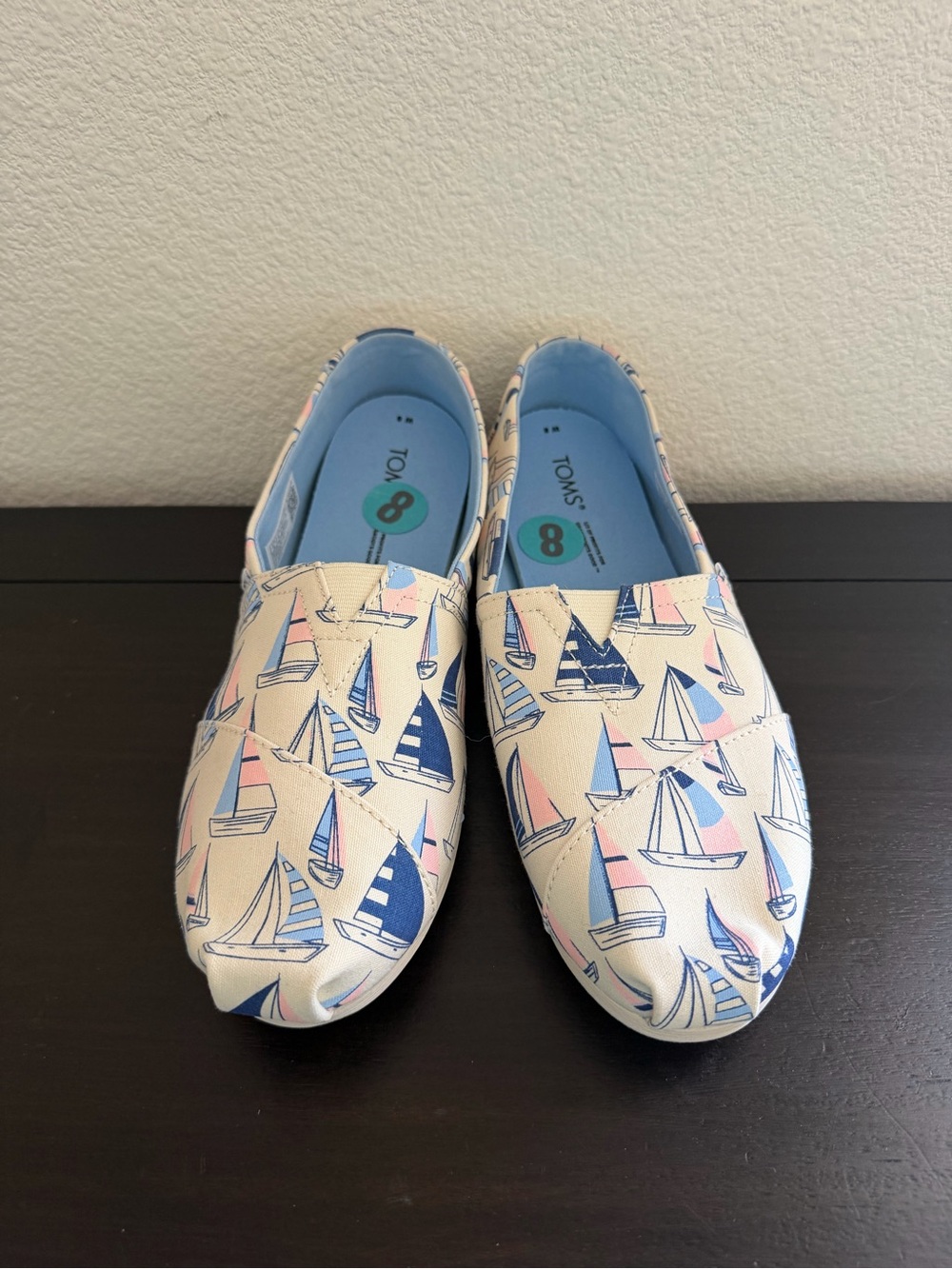 TOMS Womens Alpargata Sailboat Slip-Ons in Cream, Blue & Pink size 8
